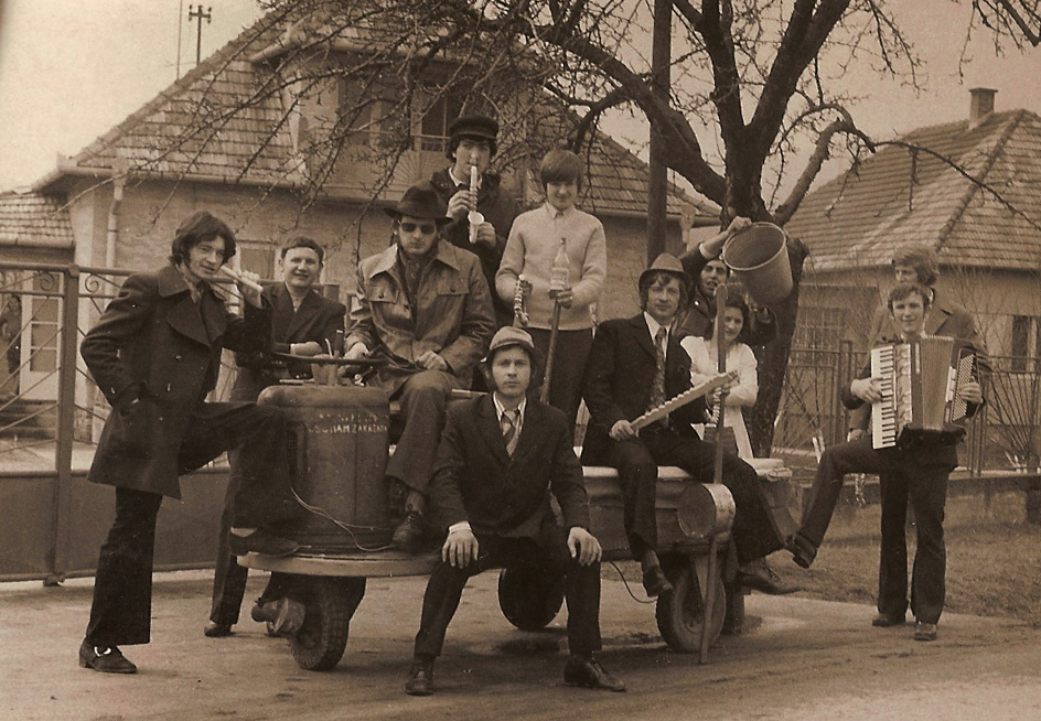 kupači v Klátovej Novej Vsi (r.1971)