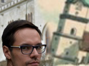 Pochopiť súčasnosť znamená poznať minulosť Pochopiť súčasnosť znamená poznať minulosť