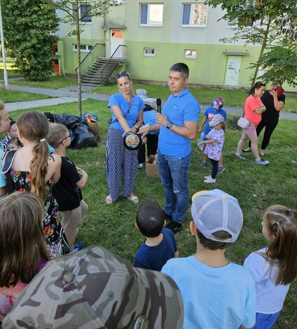 Knižnica na "severe" s divadlom tuš - Knižnica na Severe s Divadlom Tuš (15)