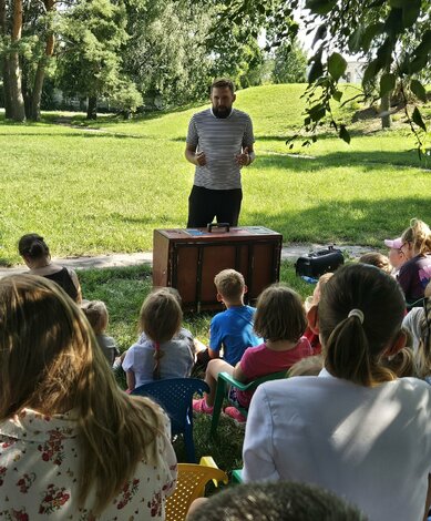 Knižnica na sídliskách_Mestský park (6)