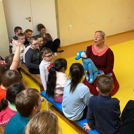 Malí pomocníci v spojenej škole internátnej - Divadlo Tuš v Spojenej škole internátnej (2)