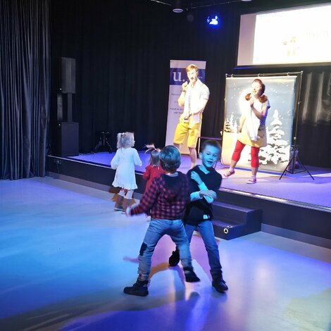 Mikuláš v knižnici (6)