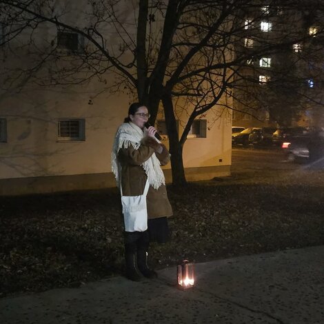 Nestrať sa vo svete informácií v hornonitrianskej knižnici - Lampiónový sprievod 2025 (10)