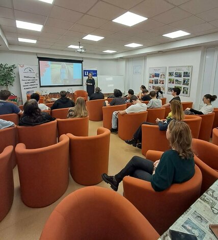 Nestrať sa vo svete informácií v hornonitrianskej knižnici - Zvol si info v Hornonitrianskej kniznici (2)