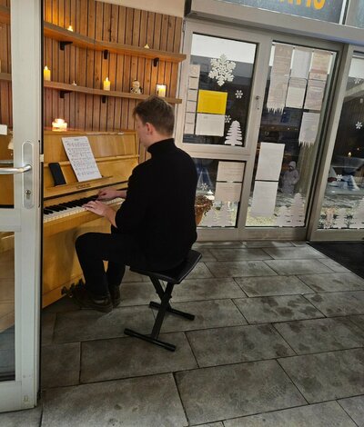 Novoročný jazz v hornonitrianskej knižnici - Novoročný jazz v Hornonitrianskej knižnici