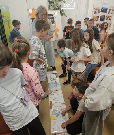 Beseda každý iný, všetci o.k. so zuzanou wienk - Zuzana Wienk v Hornonitrianskej knižnici (14)
