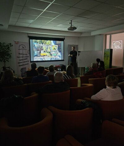 Na bicykloch okolo annapurny - Na bicykloch okolo Annapurny (2)