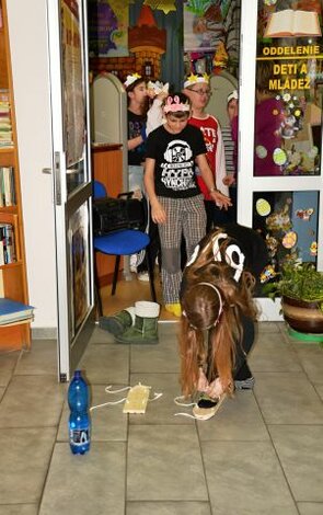 Najväčší problém - zaviazať si šnúrky