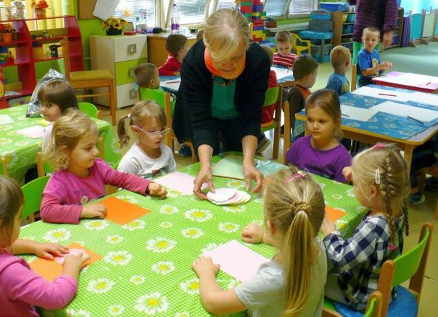 Kúzlenie z obrúskov pod zákusok či pod šálku