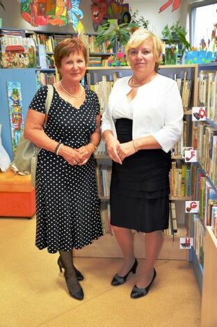 Milý hosť - pani Zuzana Stanislavová a knihovníčka Božena Blaháčová