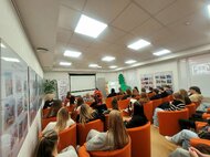 Júlia marcinová v hornonitrianskej knižnici - Julia Marcinova v Hornonitrianskej knižnici (2)