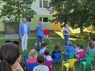 Knižnica na "severe" s divadlom tuš - Knižnica na Severe s Divadlom Tuš