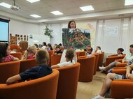Lenka Šingovská v Hornonitrianskej knižnici (11)