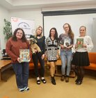 Kristína Miśovičová v Hornonitrianskej knižnici (8)