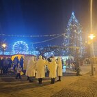 Nestrať sa vo svete informácií v hornonitrianskej knižnici - Lampiónový sprievod 2025 (15)