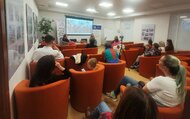 Svetom cez stránky kníh s dominikou sakmárovou - Dominika Sakmárová v Hornonitrianskej knižnici (13)