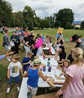 Knižnica v mestskom parku s rozprávkovými hrdinami - Knižní hrdinovia zavítali do Mestského parku (8)