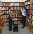 Týždeň dobrovoľníctva v hornonitrianskej knižnici - Týždeň dobrovoľníctva v Hornonitrianskej knižnici (4)