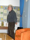 Napriek veku celú besedu vysvetľoval, diskutoval postojačky
