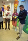 Iba toto zostalo z "veľkých" zlozvykov a fóbií a ešte to aj zahodím do koša
