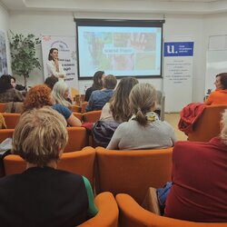 Diana Mozoláková v Hornonitrianskej knižnici (2)